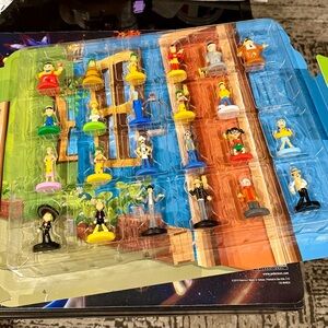 Vuala Coleccionador Chespirito with 23 figures